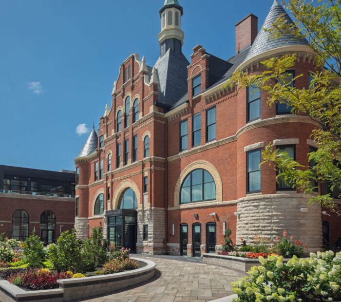 Grand Gardner Exterior