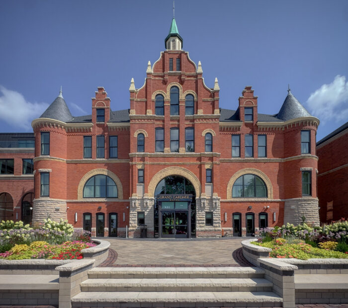 Grand Gardner Exterior